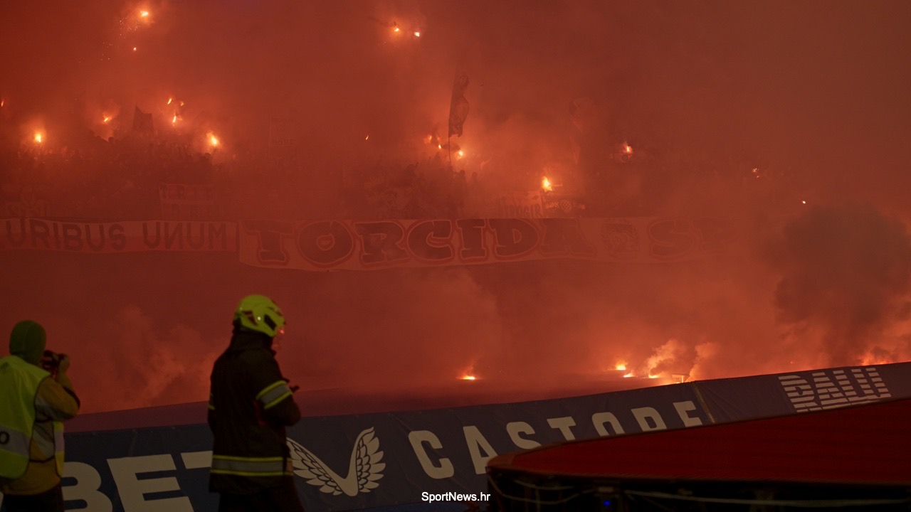 Tko se igra s topovskim udarom od topovskog udara i strada! Jedan navijač Hajduka teško je ozlijeđen na utakmici s Goricom pri aktiviranju topovskog udara. 