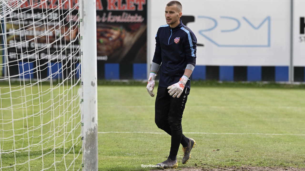 Mustapić je kriv za dva, ako ne i za tri gola, tvrdi predsjednik Ivanović.  Ako je bio ozlijeđen nije trebao igrati. Domaći trener hvali Đurkovića koji je igri bio samo 20 minuta