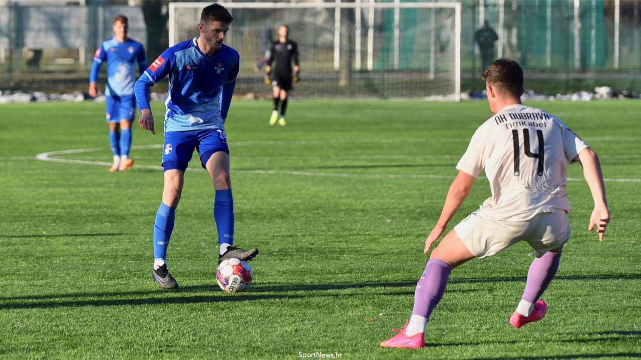 Jarun je pobijedio Zelinu 2:1 prije odlaska na pripreme u Metković. Paraćev turnir ukazao je na sve probleme momčadi Jerka Leke, roster je kratak, momčad popunjava 34. godišnji Božidar Karamatić. Posustaje li Grgo Jolić?