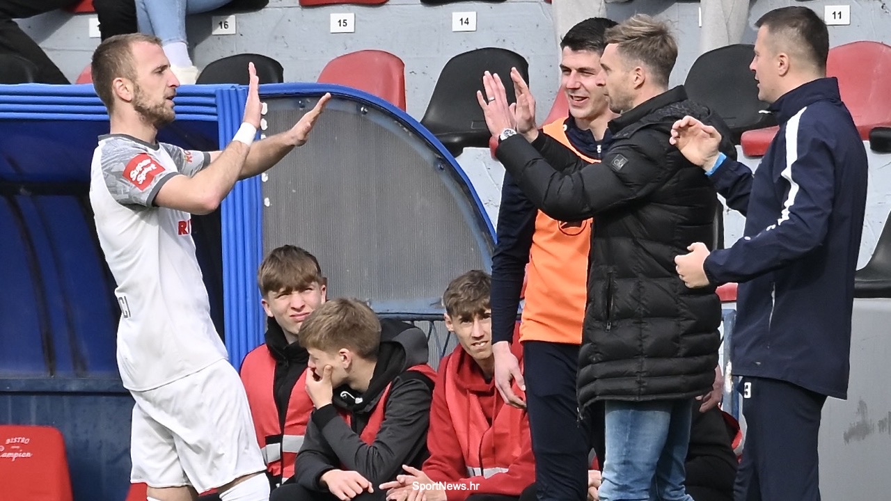 Križevčani prošli pobjednički kroz Kustošiju koja igra slabije od očekivanog. Trener Radnika je bivši igrač Kustošije Havojić. Kustošija loša u vezi. Guja ni s 11 m. Kopni uvjerenje da će stići do prvog mjesta